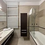 Oomph Urban Oasis 1br Escape * 바르샤바