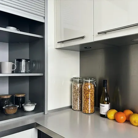 Apartment Oomph Urban Oasis 1br Escape *