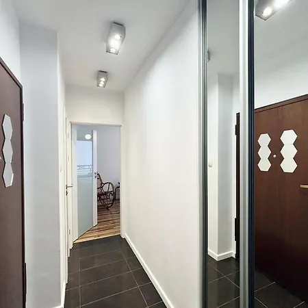 Oomph Urban Oasis 1br Escape